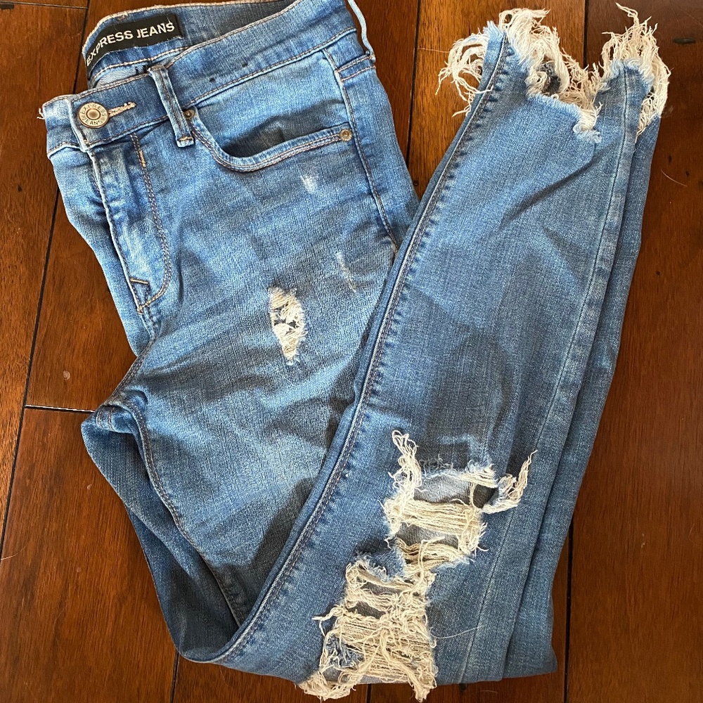 Ripped Express Jeans
